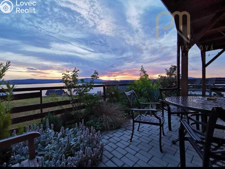 Pronájem bytu 2+KK Frymburk č. 4