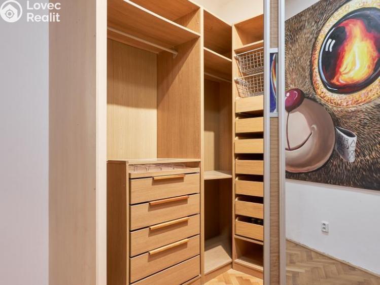 Pronájem bytu 3+KK Brno, Poděbradova č. 5