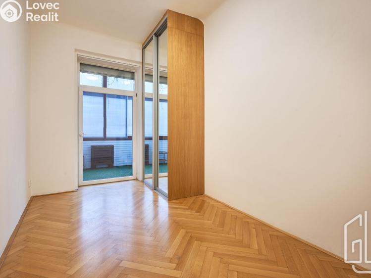 Pronájem bytu 3+KK Brno, Poděbradova č. 10