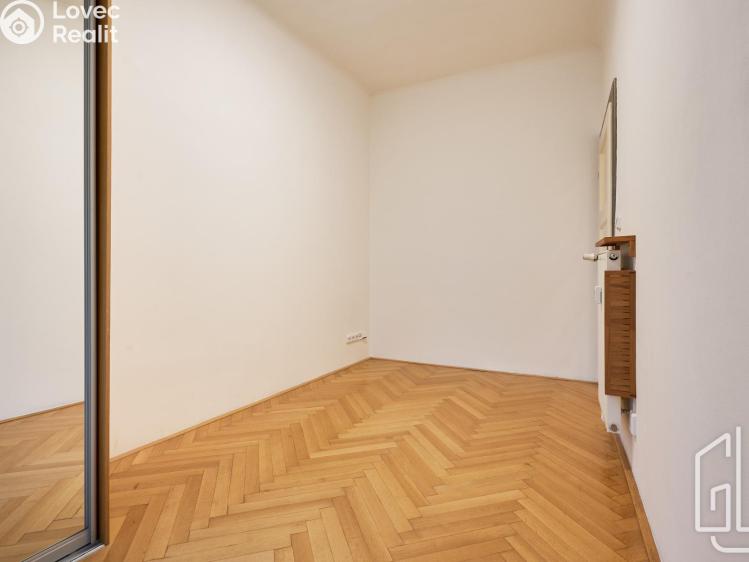 Pronájem bytu 3+KK Brno, Poděbradova č. 11