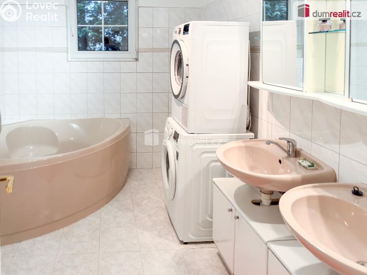 Pronájem rodinného domu Praha-Nebušice, V březinkách č. 6