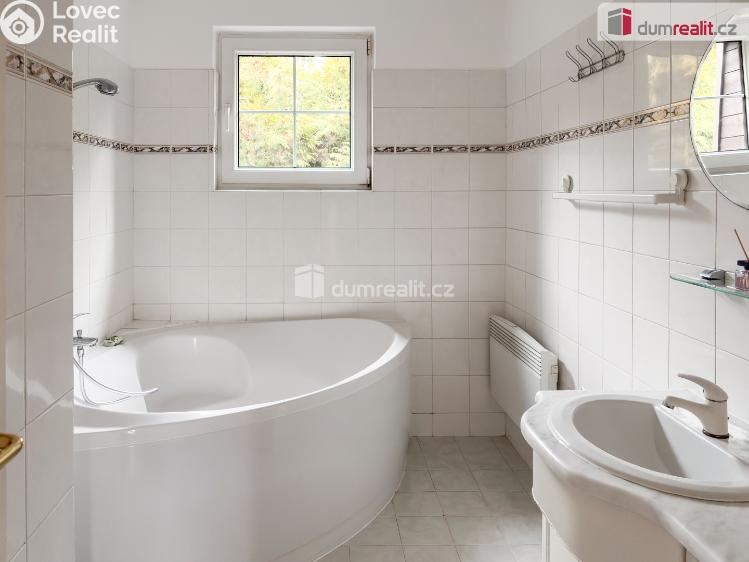 Pronájem rodinného domu Praha-Nebušice, V březinkách č. 23