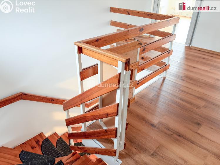 Pronájem rodinného domu Praha-Nebušice, V březinkách č. 24