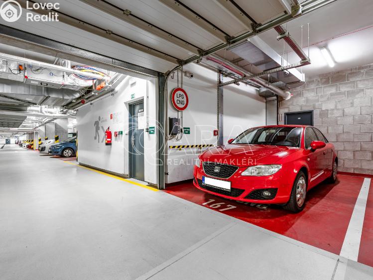 Pronájem bytu 2+KK Praha, Fikerova č. 13