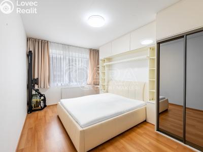 Pronájem bytu 2+KK Praha, Fikerova č. 3