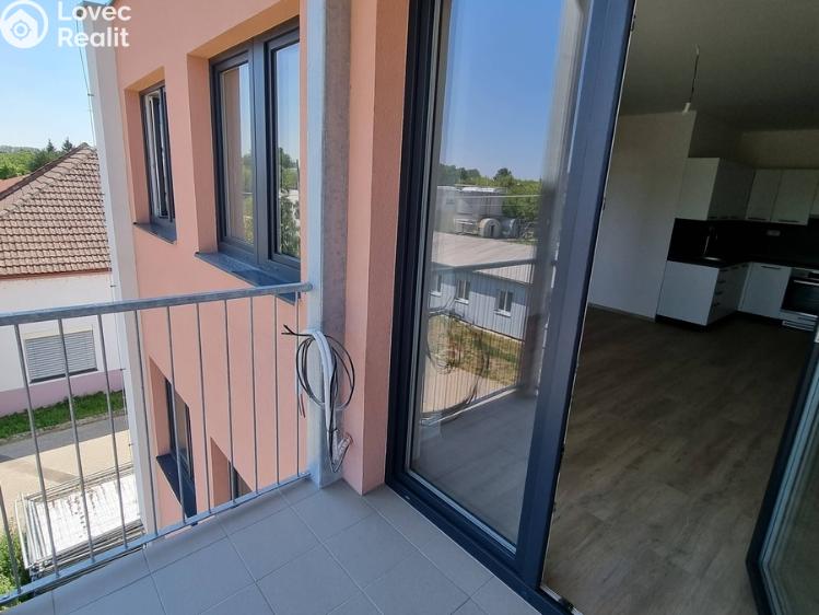 Аренда квартиры 2+1 Rohatec, Moravní č. 6