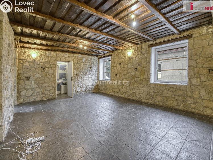 Pronájem bytu 3+KK Neratovice, Janáčkova č. 12