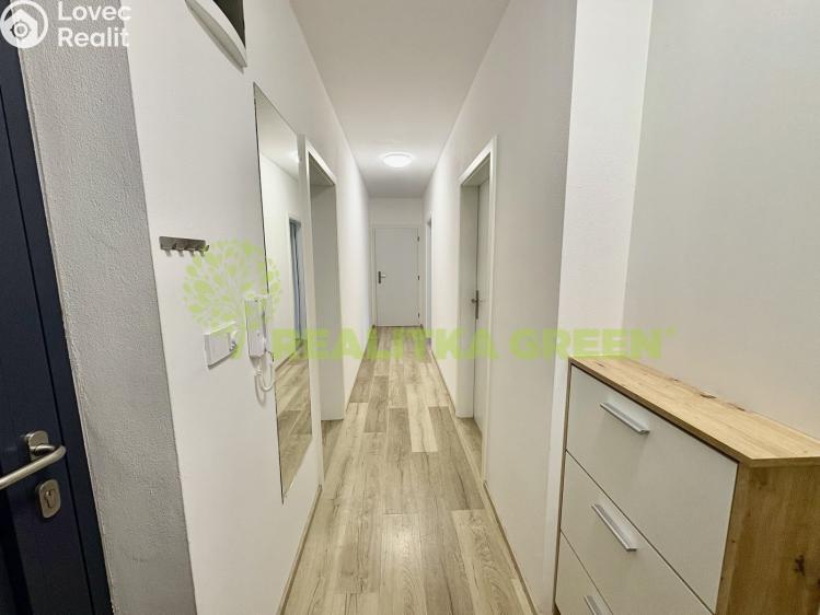 Pronájem bytu 4+KK Zlín, Chmelnická č. 5