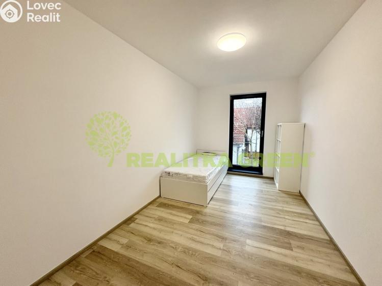 Pronájem bytu 4+KK Zlín, Chmelnická č. 8