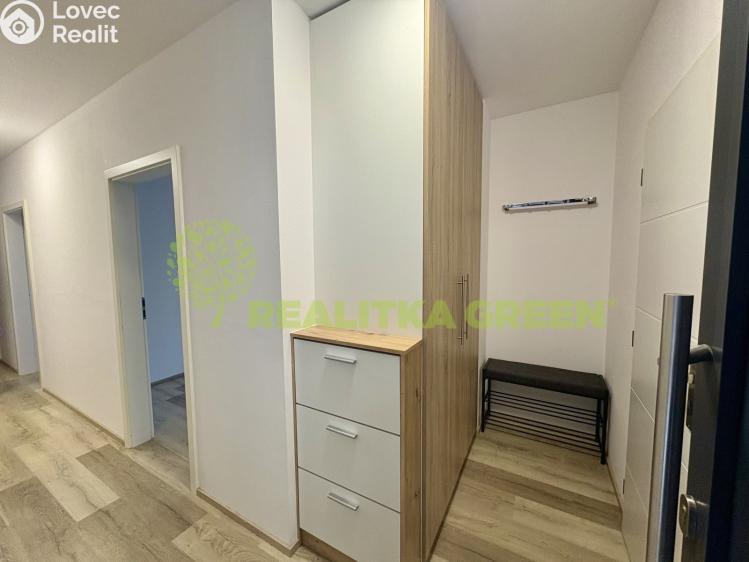 Pronájem bytu 4+KK Zlín, Chmelnická č. 12