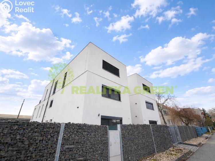 Pronájem bytu 4+KK Zlín, Chmelnická č. 16