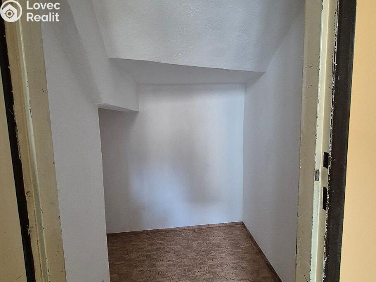 Pronájem bytu 1+1 Plzeň, Františkánská 129/4 č. 12