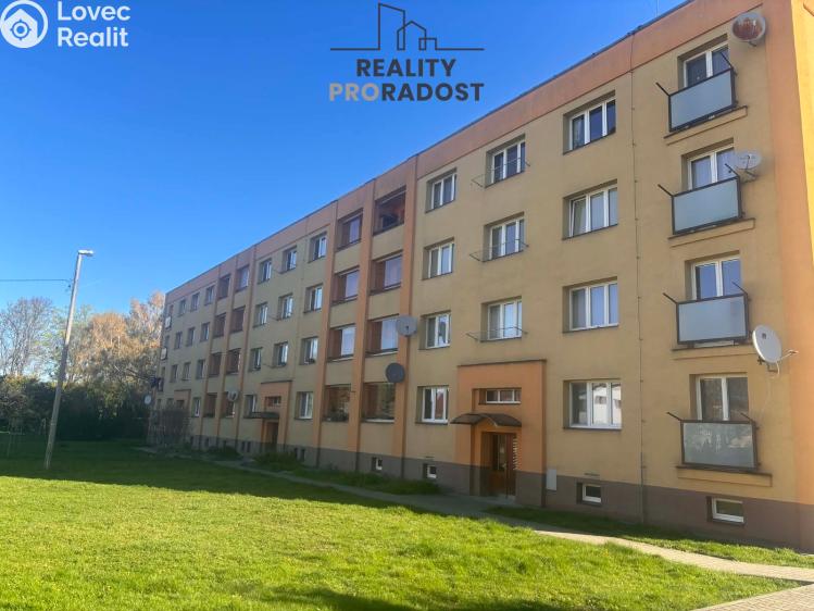 Sale apartment 2+1 Vratimov, Husova č. 1
