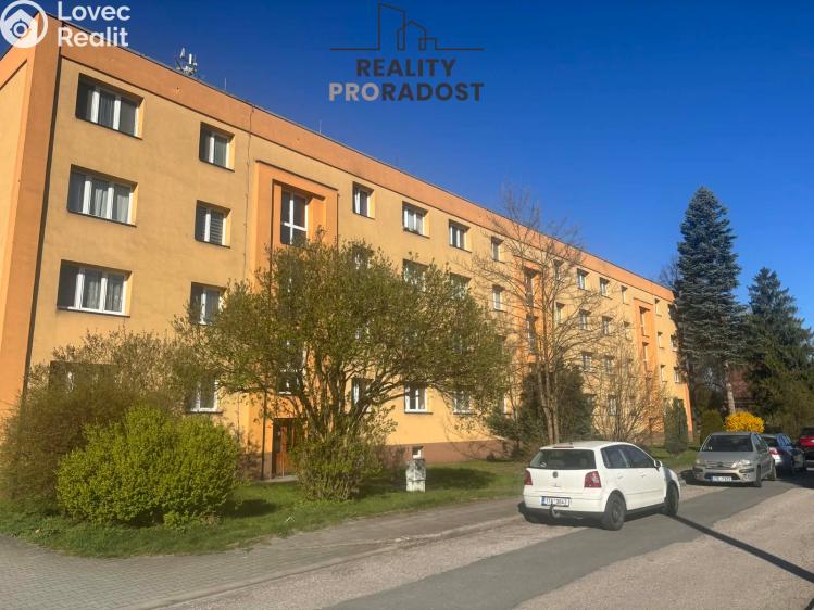 Sale apartment 2+1 Vratimov, Husova č. 2
