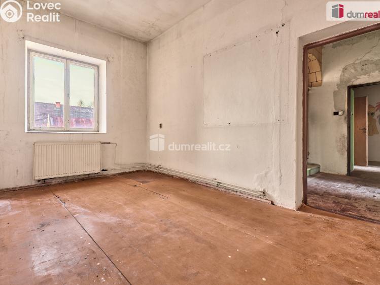 Prodej rodinného domu Kravaře, náměstí č. 19