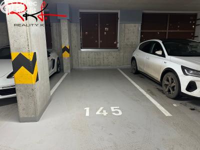 Prodej garážového stání Praha 10, Kardausova č. 5