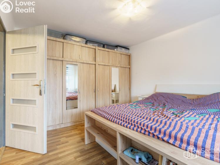 Sale apartment 2+1 Ostrov, Jáchymovská č. 9