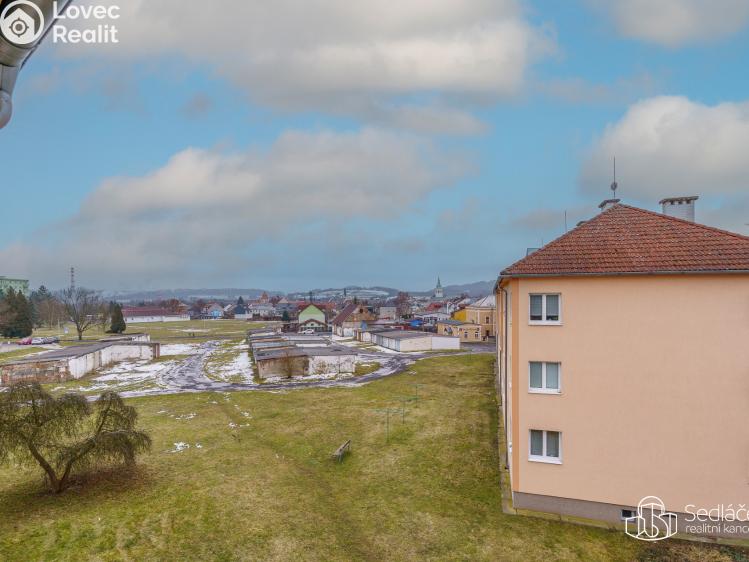 Sale apartment 2+1 Ostrov, Jáchymovská č. 19