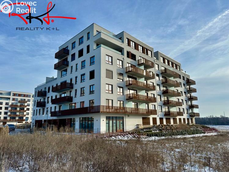 Pronájem garážového stání Praha 10, Kardausova 705/6 č. 2