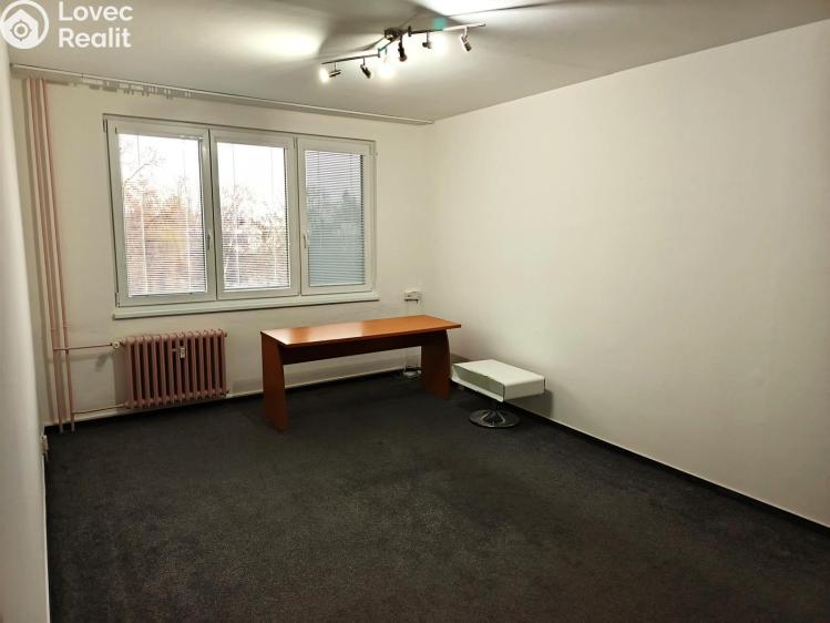 Pronájem bytu 3+1 Tábor, Pražského povstání č. 4