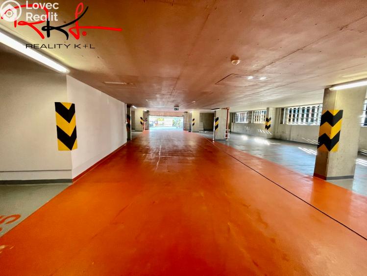 Pronájem garážového stání Praha č. 2