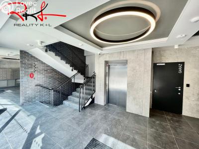 Pronájem garážového stání Praha, Thomasova č. 1