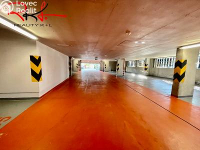 Pronájem garážového stání Praha, Thomasova č. 2