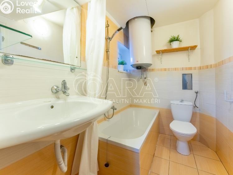 Prodej bytu 2+KK Praha, Biskupcova 1810/43 č. 11