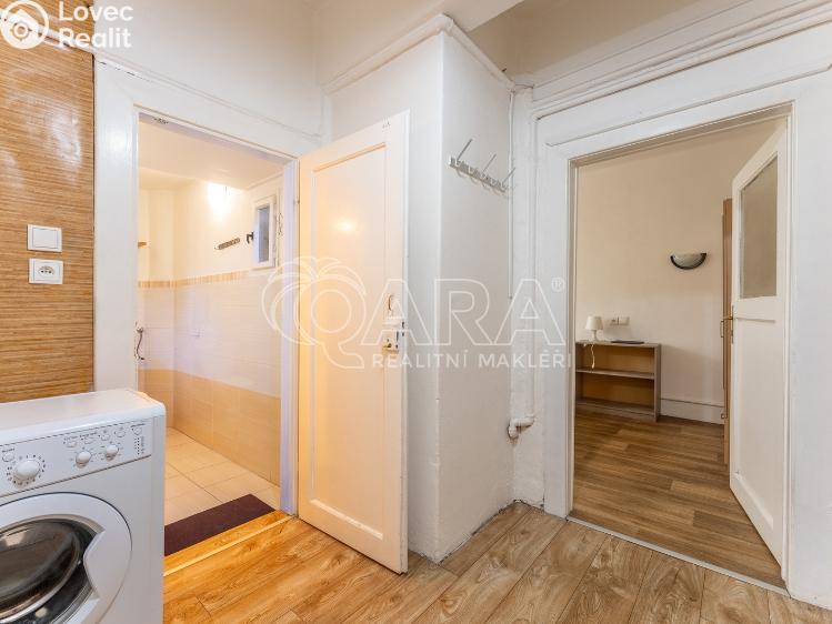 Prodej bytu 2+KK Praha, Biskupcova 1810/43 č. 13