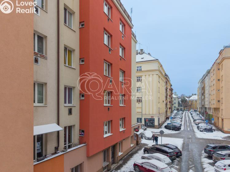 Prodej bytu 2+KK Praha, Biskupcova 1810/43 č. 24