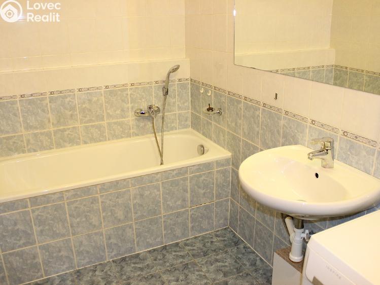 Pronájem bytu 2+KK Pardubice, Jana Palacha 2783 č. 8