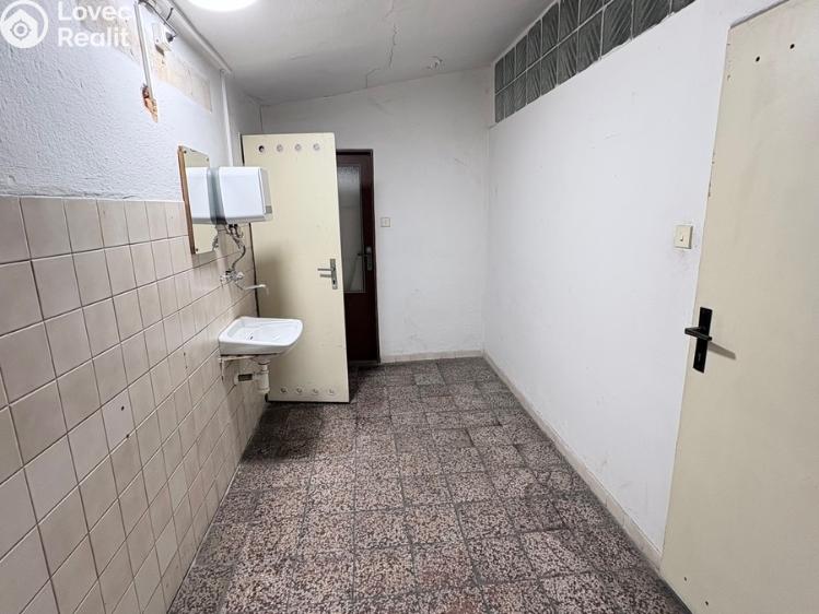 Prodej výrobní haly Hustopeče č. 10