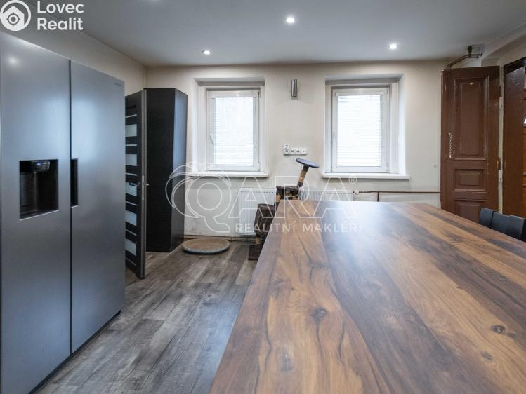 Prodej rodinného domu Chorušice č. 24