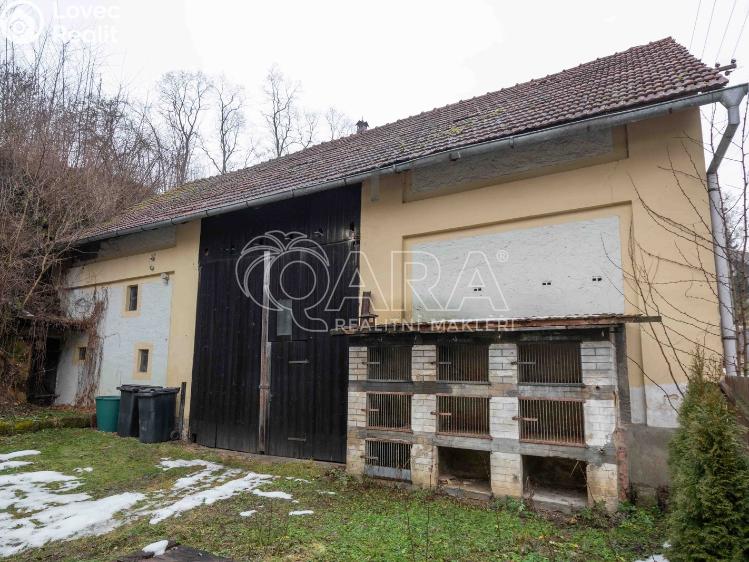 Prodej rodinného domu Chorušice č. 30