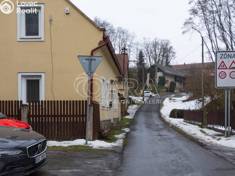 Sale family house Chorušice č. 36