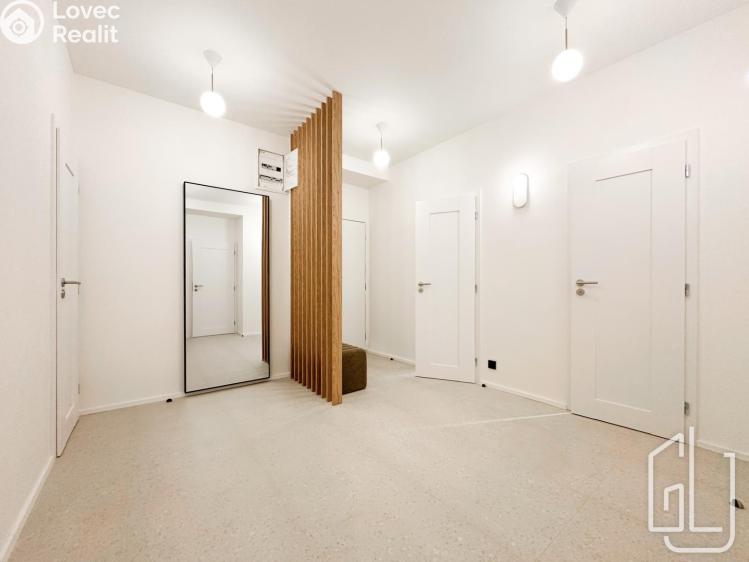 Pronájem bytu 3+KK Praha, Palmovka č. 9