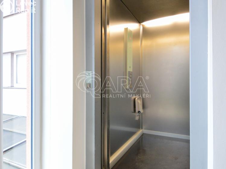 Аренда квартиры 1+KK Praha, Nad šestikopy 835/1 č. 14