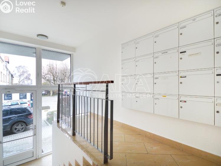 Аренда квартиры 1+KK Praha, Nad šestikopy 835/1 č. 17