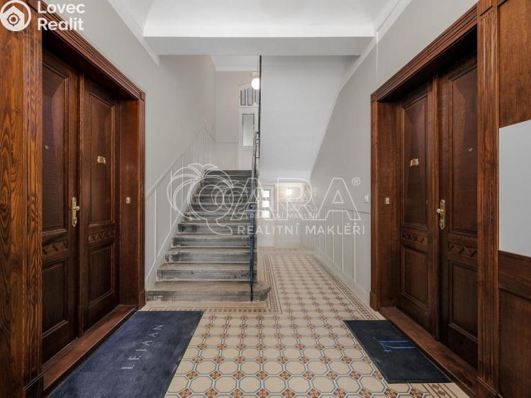 Pronájem bytu 2+KK Praha, Jaromírova 488/6 č. 8