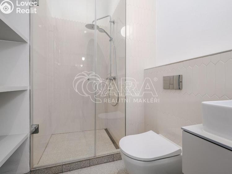 Pronájem bytu 2+KK Praha, Jaromírova 488/6 č. 13