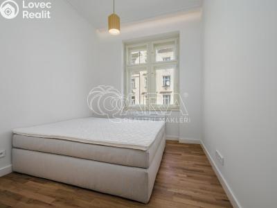 Pronájem bytu 2+KK Praha, Jaromírova č. 3