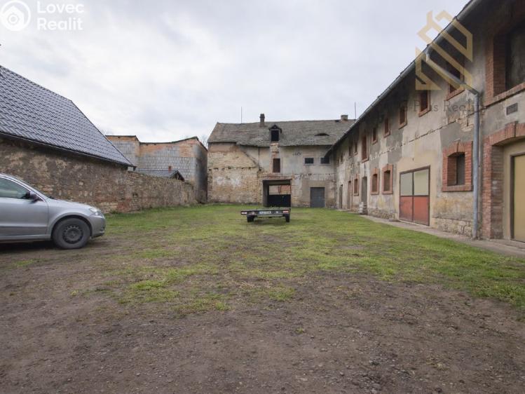 Продажа торгового помещеня Veltěže, Perucká 8 č. 7