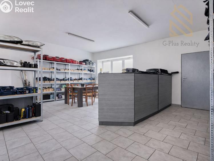 Продажа торгового помещеня Veltěže, Perucká 8 č. 21