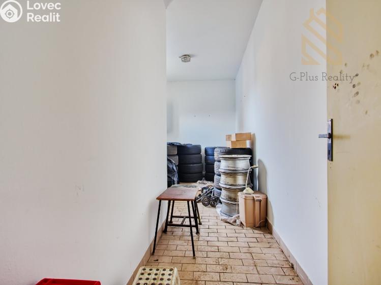 Продажа торгового помещеня Veltěže, Perucká 8 č. 37