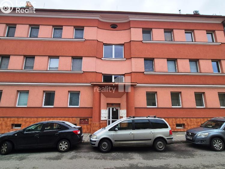 Prodej bytu 3+1 Hodonín, Slavíkova č. 1