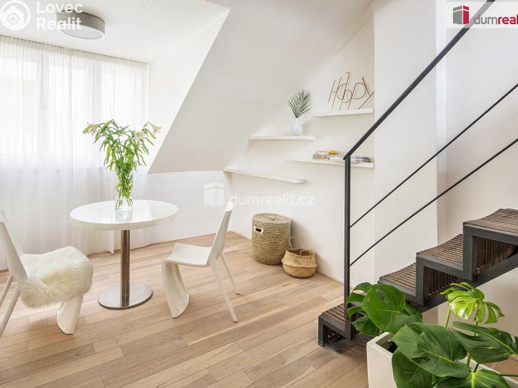 Pronájem bytu 1+1 Praha 5, Plzeňská č. 4