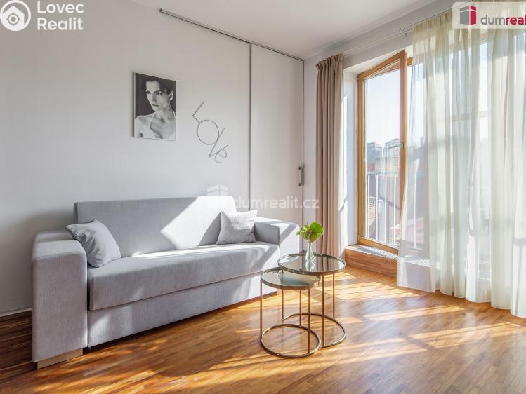 Pronájem bytu 2+KK Praha 5, Holečkova č. 10