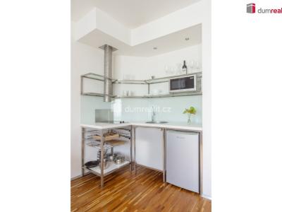 Pronájem bytu 2+KK Praha 5, Holečkova č. 4