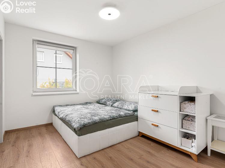 Prodej rodinného domu Postřižín, Jelení 513 č. 12