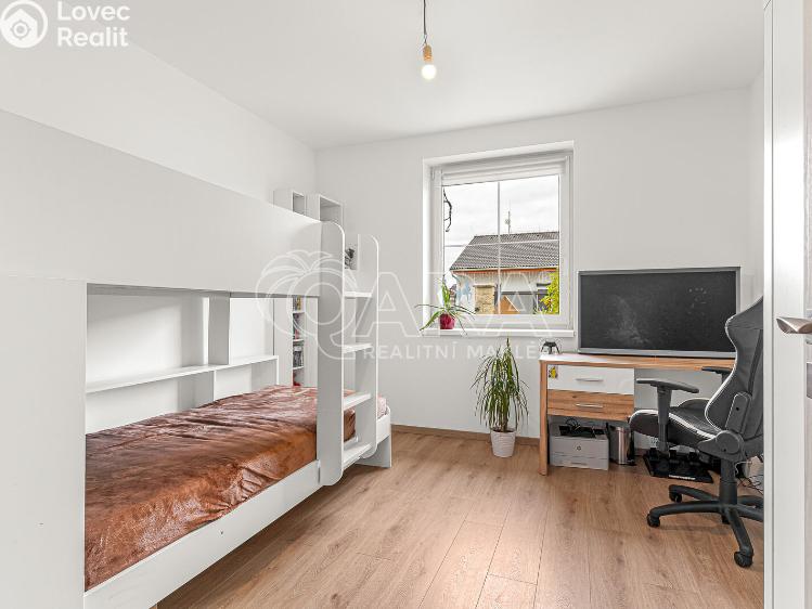 Prodej rodinného domu Postřižín, Jelení 513 č. 17